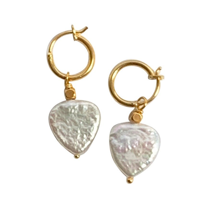 EARRING SMALL LOVE PEARL