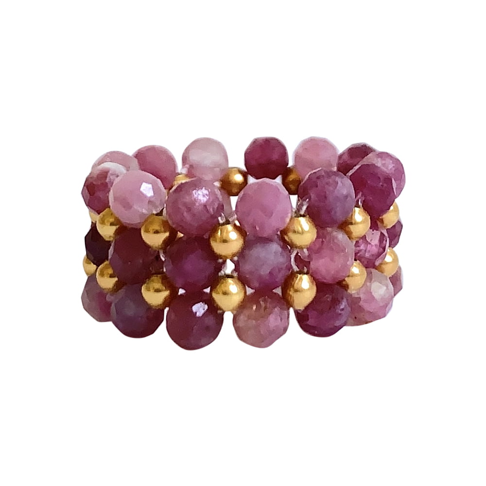 Lace Stone stretch ring featuring white semi-precious stones and gold beads, size 17-17.5mm, elegant design.